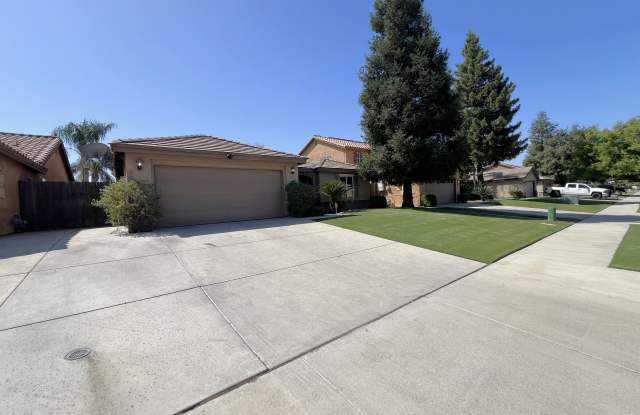 12115 Fairburn Way Gallery 3