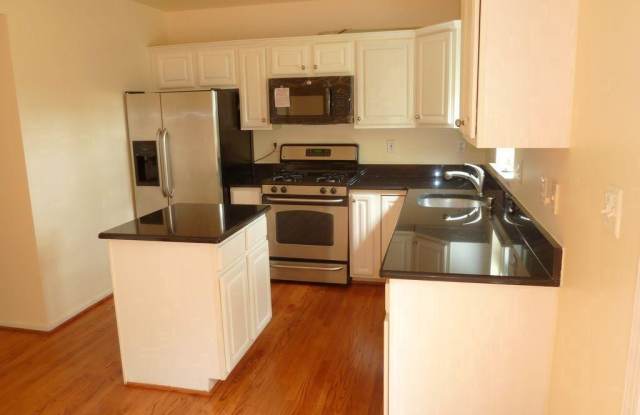 18623 VILLAGE FOUNTAIN DRIVE Gallery 3