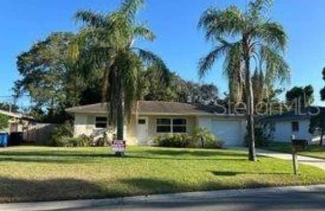 2559 BRENTWOOD DRIVE - 2559 Brentwood Drive, Clearwater, FL 33764