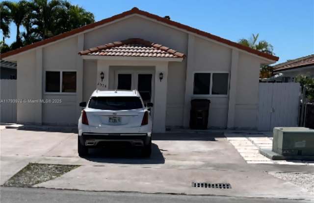 2574 W 71st Pl photos photos