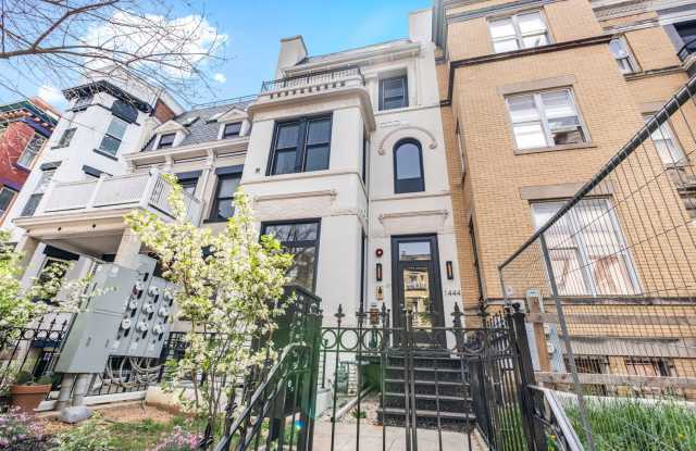 Lovely 1 BR/1.5 BA Condo in Columbia Heights! photos photos