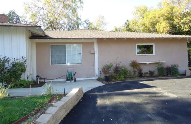 8569 Verdosa Drive Gallery 4