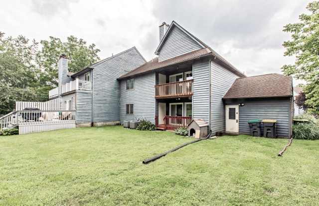 2 Bedroom 2 Bath Townhome in Newark Gallery 3