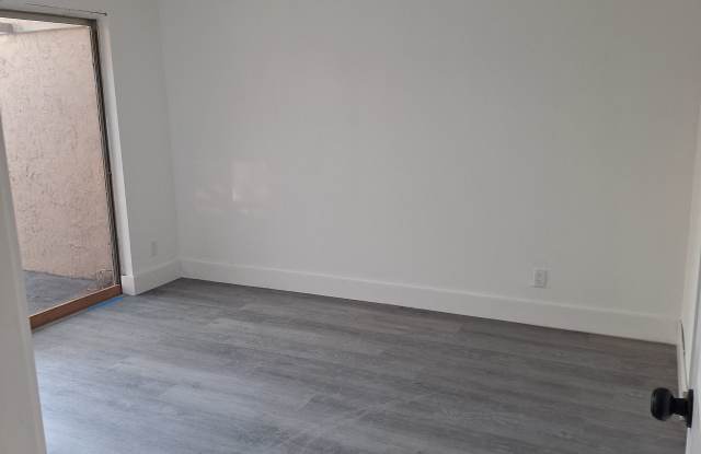 7344 Southwest 8th Court photos photos