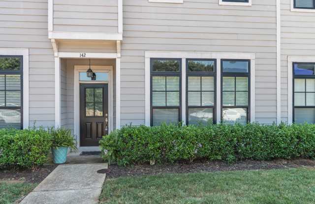 Bright  Spacious 4BR/3.5BA Townhome in Winmore – Chapel Hill photos photos