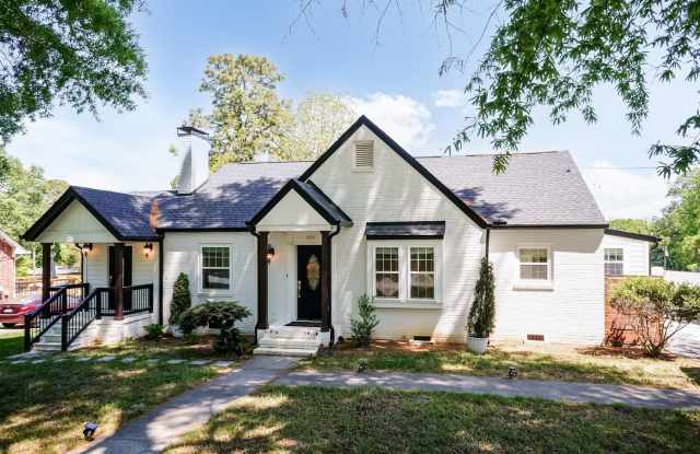 Sheek Updated Home With Pool! photos photos