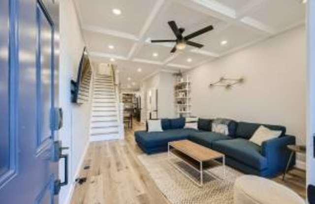 4332 Falls Rd photos photos