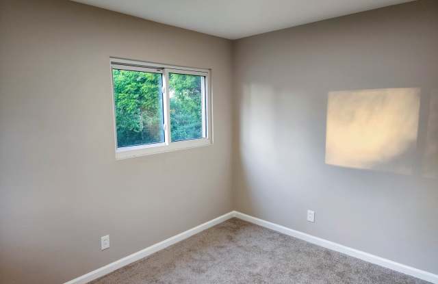 20 Alfresco Drive Gallery 2