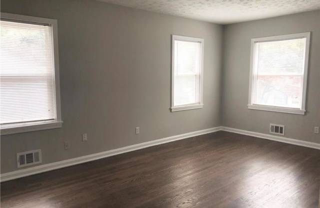 1307 Lorenzo Drive SW Gallery 4