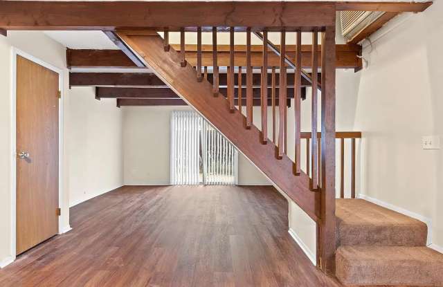 1031 Brooks End Court Gallery 2