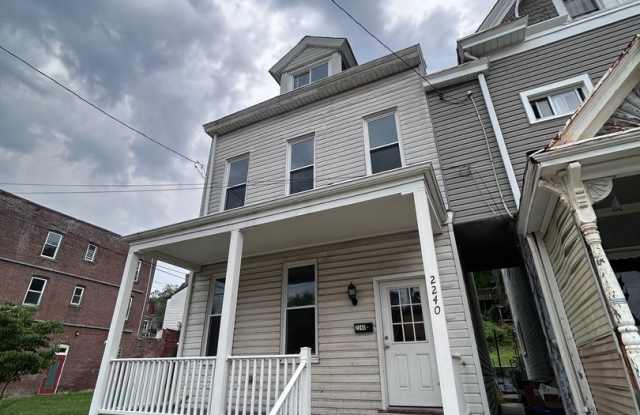 Spacious 4 Bedroom 1 Bathroom Single Family Home (Perry South) Gallery 4