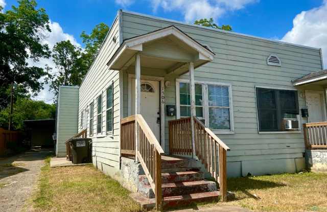 **COMING SOON!* 1 Bedroom 1 Bathroom Duplex In Highland Park! photos photos