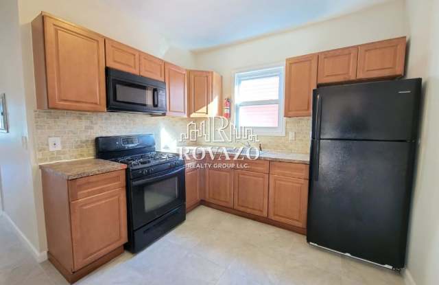 94 11th Avenue West photos photos
