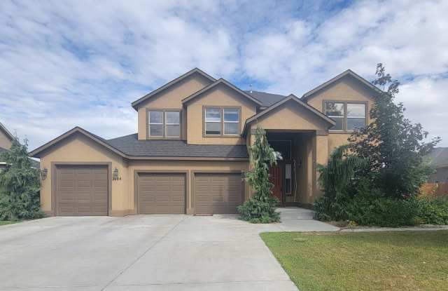 Richland Home with Stunning Views, Comfort  Convenience photos photos