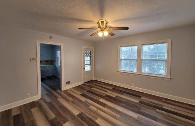 1010 Davis Avenue Northwest - 2 - 1010 Davis Avenue Northwest, Grand Rapids, MI 49504 1010 Davis Avenue Northwest - 2 - 1010 Davis Avenue Northwest, Grand Rapids, MI 49504