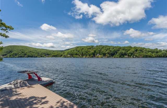 156 East Shore Road Gallery 2
