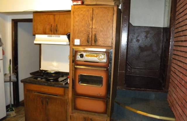 1100-25TH photos photos