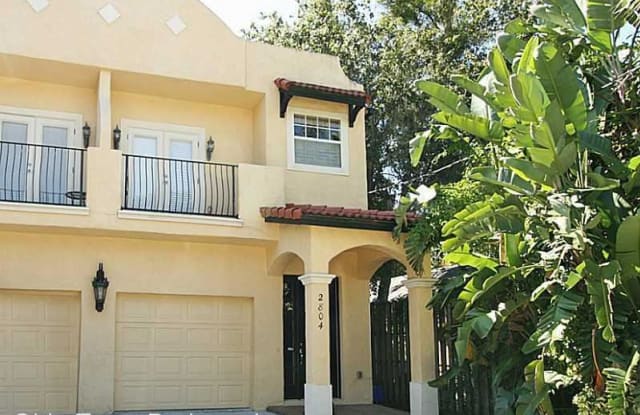 2804 E Washington St - 2804 E Washington Street, Orlando, FL 32803