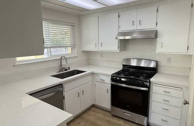 6497 Dowel Dr - 6497 Dowel Drive, Simi Valley, CA 93063