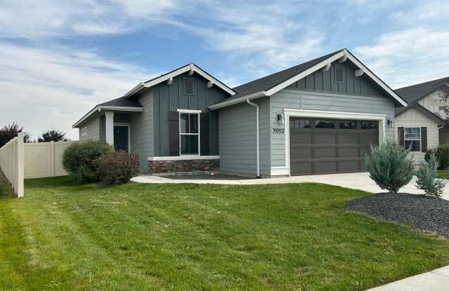 Beautiful 3 bedroom 2 bathroom Home in Meridian photos photos