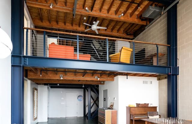 2114 NARCISSUS Court - 2114 Narcisus Court, Los Angeles, CA 90291