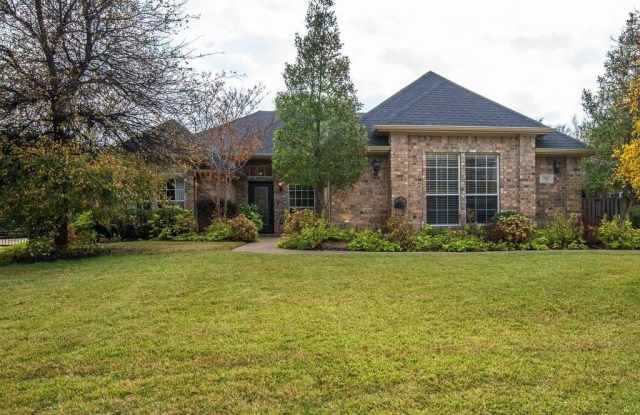 725 SAXON Trail - 725 Saxon Trail, Southlake, TX 76092 725 SAXON Trail - 725 Saxon Trail, Southlake, TX 76092