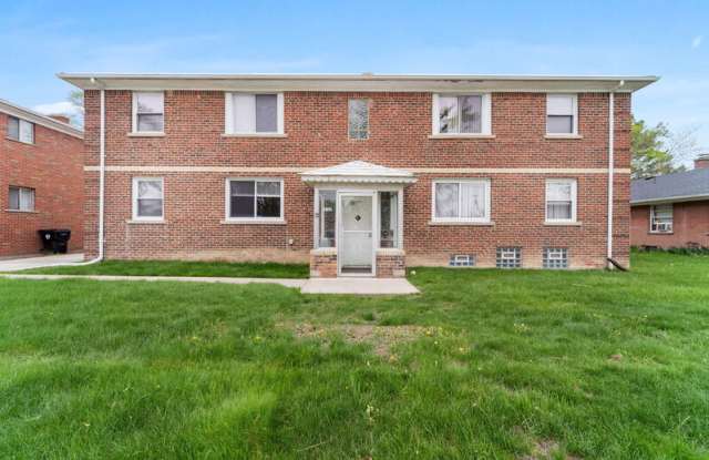 19162 Beech Daly Rd. - 3 photos photos