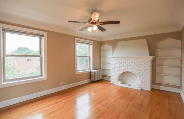 6911 North Oakley Ave. photos photos