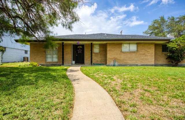 111 Chase Drive photos photos