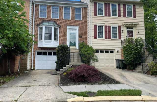 12716 DOGWOOD HILLS LN - 12716 Dogwood Hills Lane, Greenbriar, VA 22033