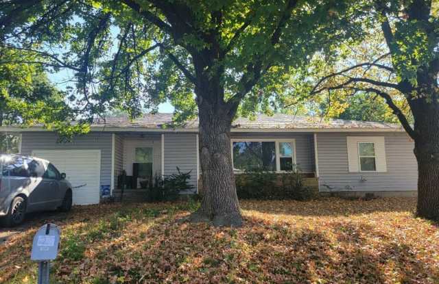 Picture-Perfect Living in the Heart of Broken Arrow | 4 Bed | 2 Bath | $1,682/month photos photos