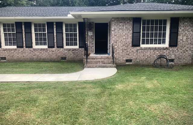359 Susan Drive Gallery 2
