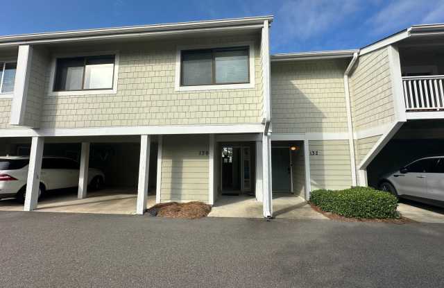 Furnished 3Bd/2Ba Channel Walk Townhome in Wrightsville Beach-NOT A 12 MONTH LEASE. NO STUDENTS. NO PETS. photos photos