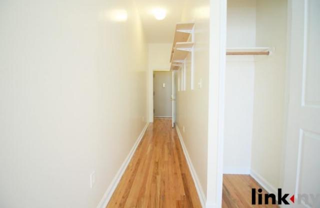 20 West 126th Street Gallery 4