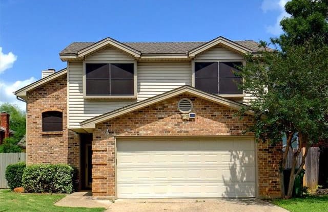 2513 Bear Haven Drive - 2513 Bear Haven Drive, Grapevine, TX 76051