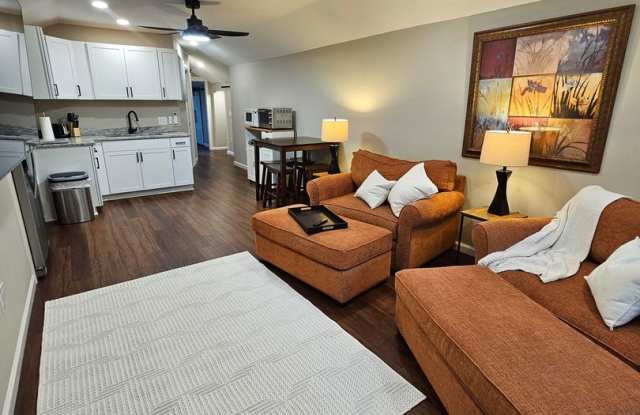 Charming 1BR Apartment in Columbia Gallery 4