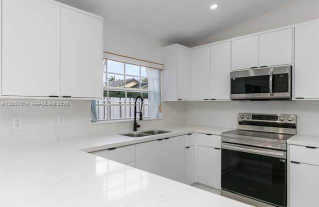 1938 SW 137th Ct # 1938, Miami, FL 33175 Gallery 3
