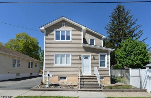 142 Grand Ave photos photos