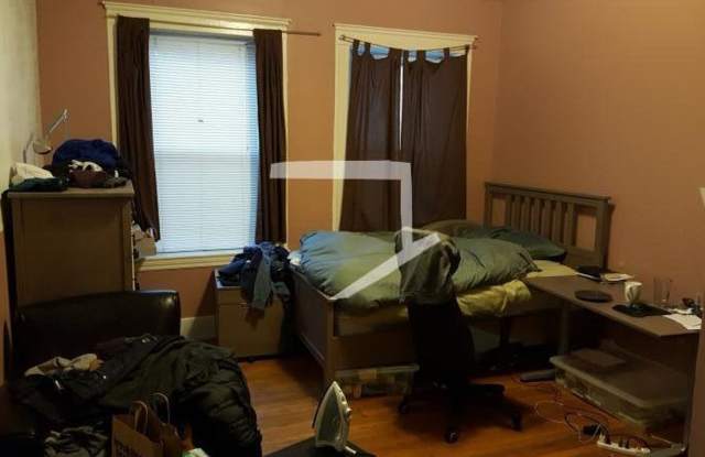 162 Thorndike St #1A Brookline MA 02446 Gallery 3
