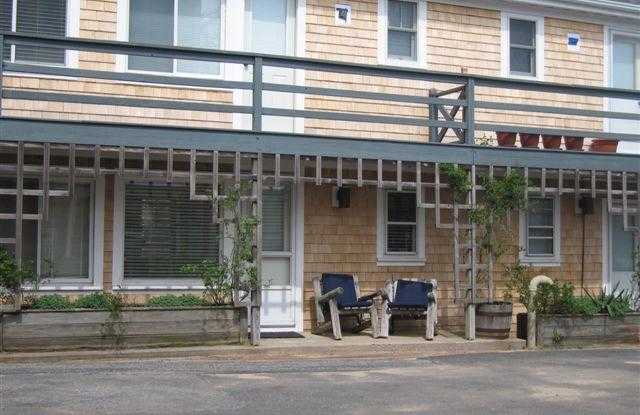 147 Commrcial Street Gallery 3