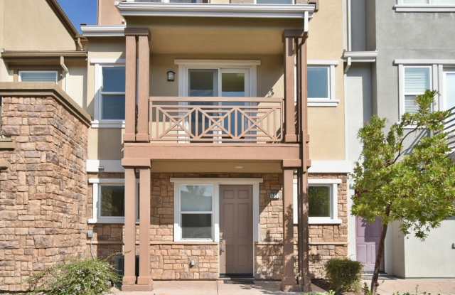 Beautiful & Contemporary 4 Bedroom 3 Bath Tri-level Townhome with Cupertino Schools photos photos