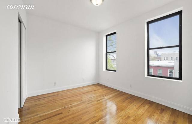 729 Lafayette Avenue Gallery 2