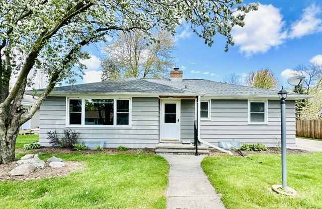 636 E Wilson Ave photos photos