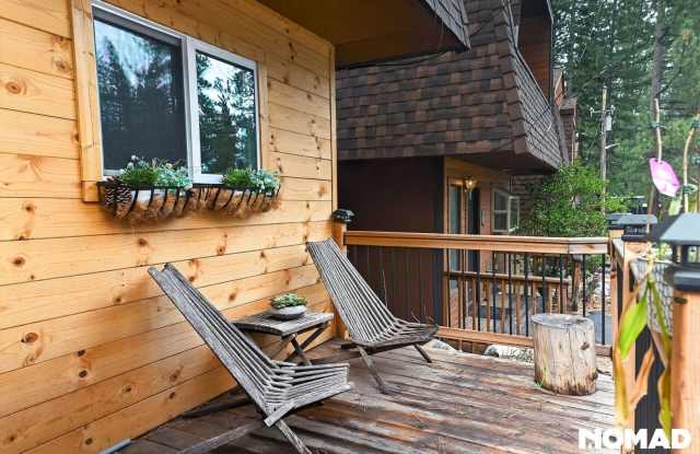 Charming 3BR Duplex in Incline Village Gallery 3