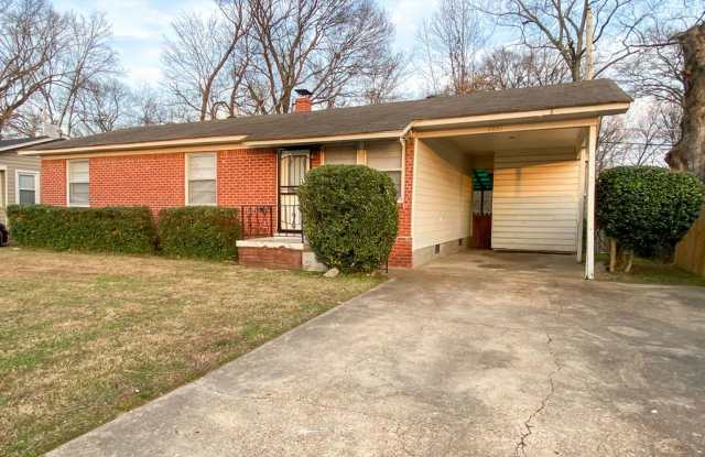3 bedroom, 2 bath near Quince and Perkins Gallery 3