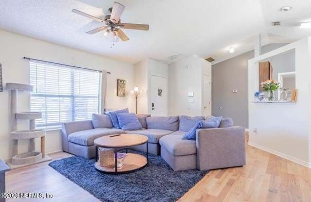 8278 SAILMAKER Lane Gallery 4