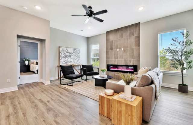 4658 West Emerald Bay Court Gallery 2