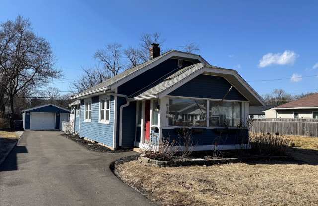 6186 Evanston Avenue Gallery 2