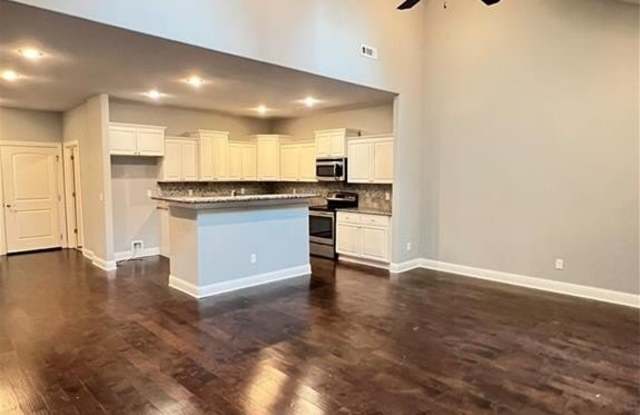 2007  S Dixieland  RD Unit #D Gallery 4