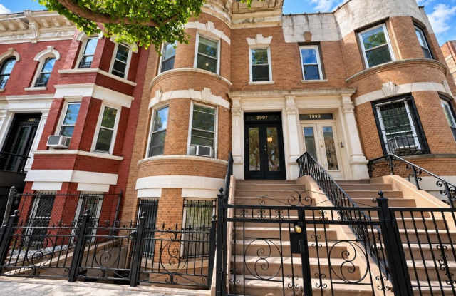 1997 Morris Avenue Gallery 1
